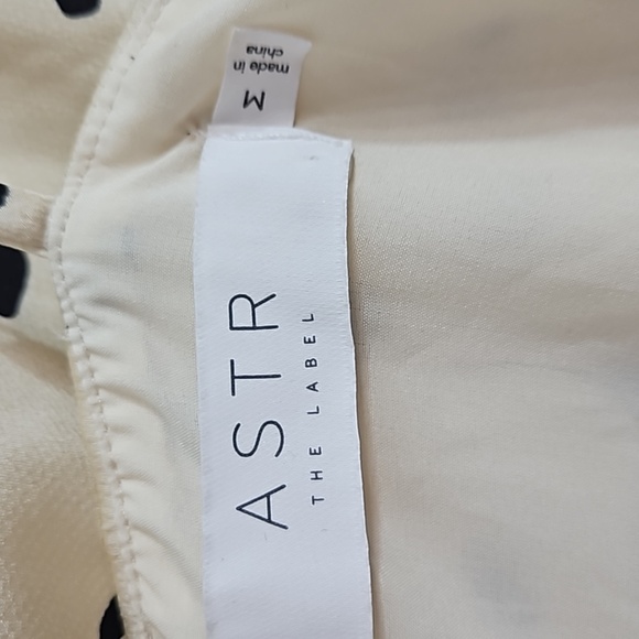 ASTR THE LABEL COWL NECK MINIDRESS ANIMAL PRINT MEDIUM - Picture 7 of 9